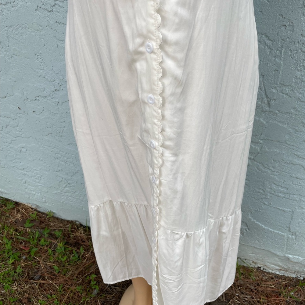 Rihoas white dress - Picture 5 of 8